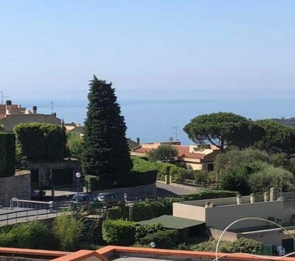 フィナーレ・リーグレAl 37 Vista Mare E Collineアパートメント エクステリア 写真
